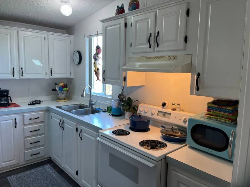 1014 Lacosta Lane a Winter Haven, FL Mobile or Manufactured Home for Sale